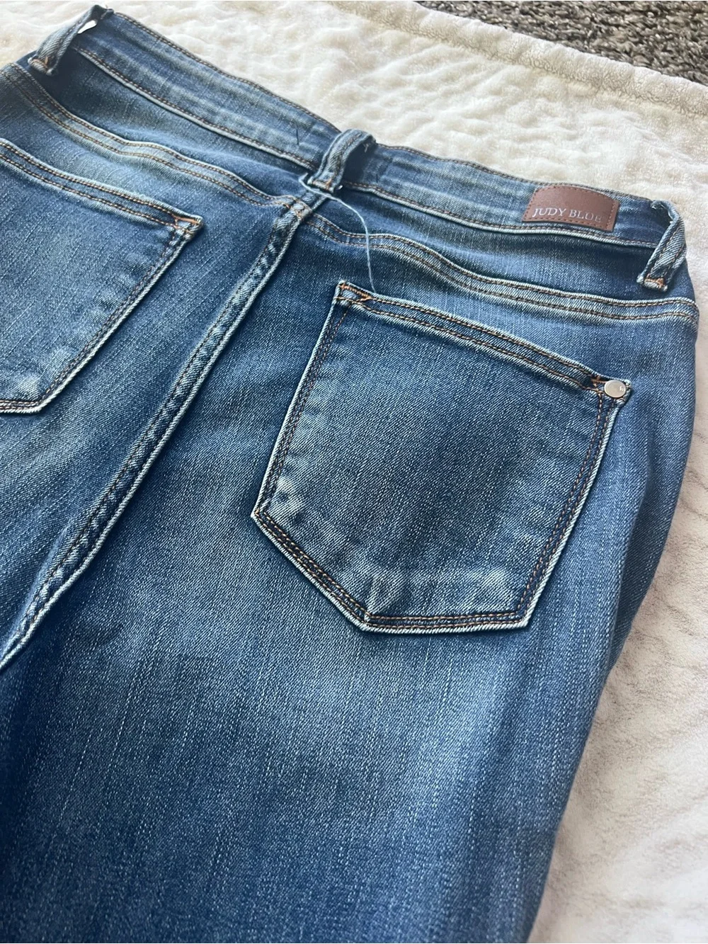 Judy Blue Skinny Fit Jeans Women’s 9/29 Medium Wash Raw Hem Side Slit
